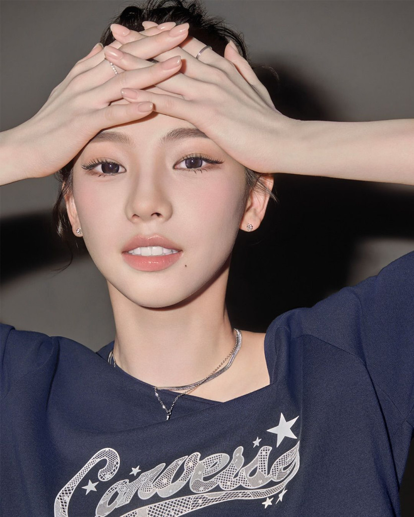 에스파 카리나 컨버스