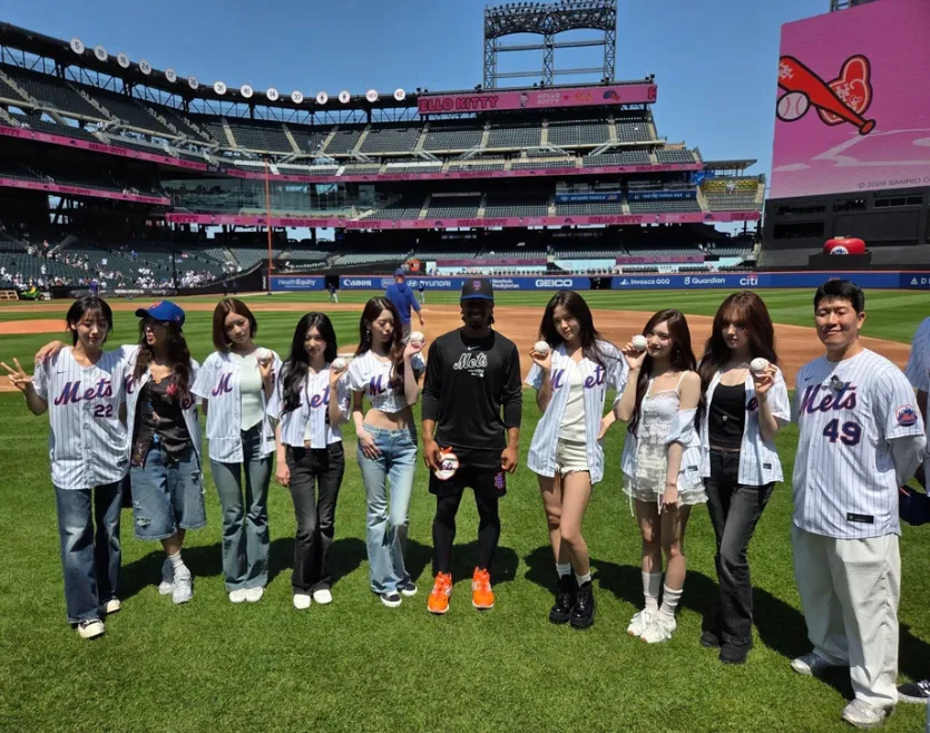 아이브 장원영 MLB 뉴욕 메츠 시구