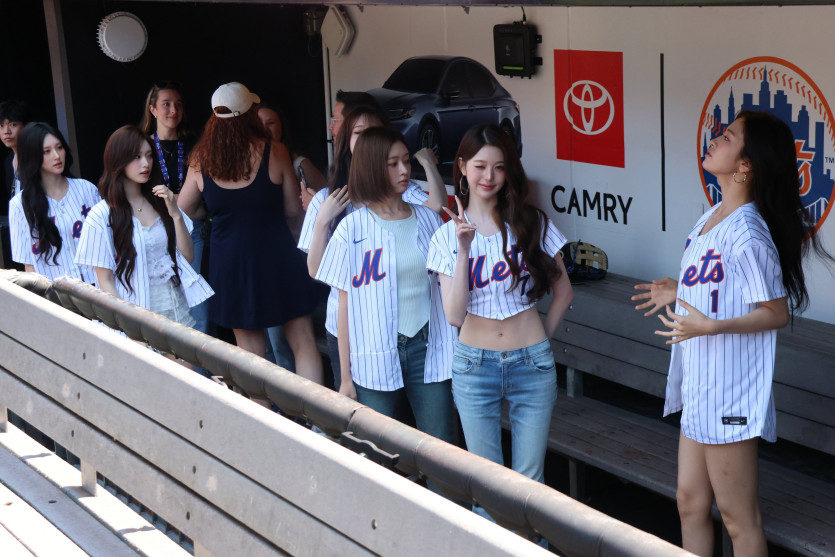 아이브 장원영 MLB 뉴욕 메츠 시구