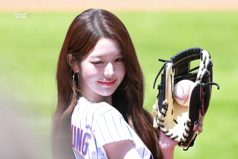 아이브 장원영 MLB 뉴욕 메츠 시구