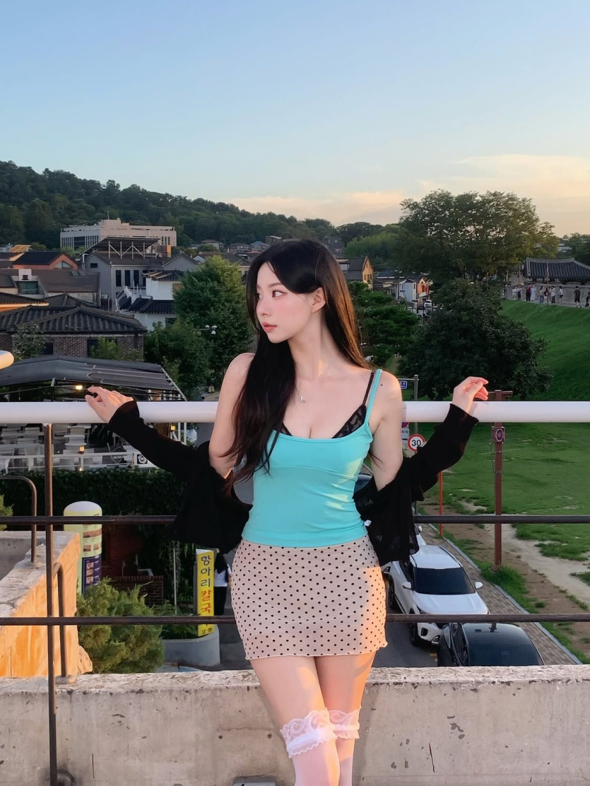 예서(Its_x_yeseo) 반스를 사랑하는 섹시한 그녀