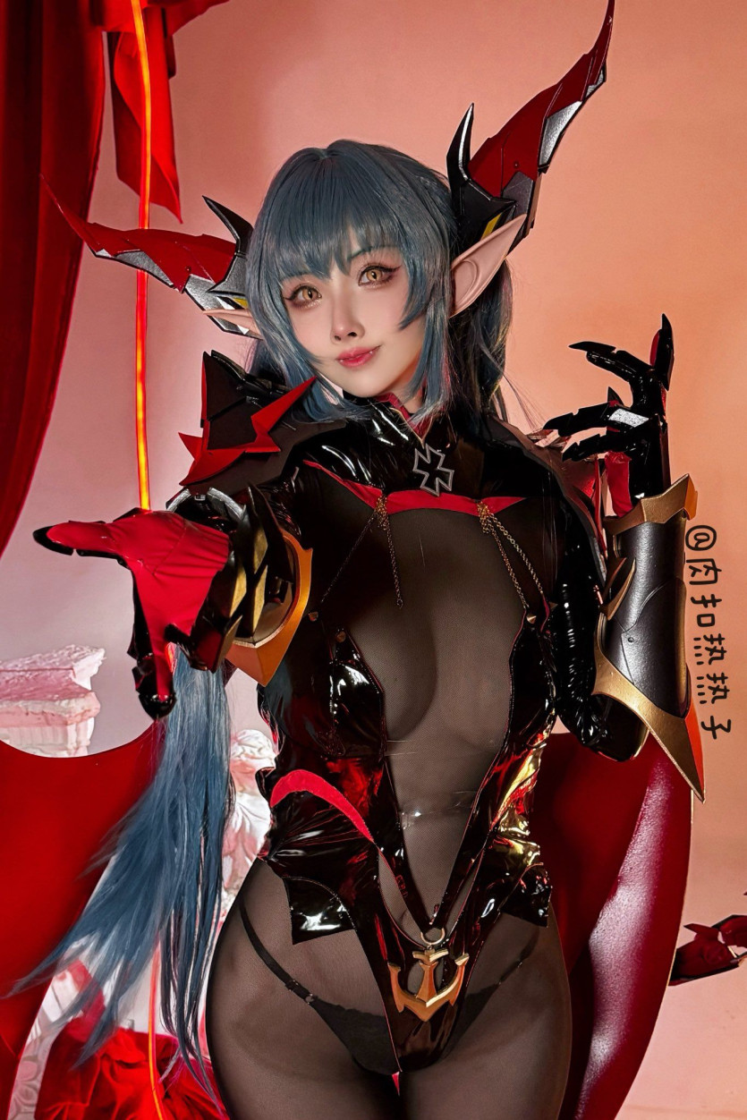 벽람항로 레겐스부르크 코스프레
