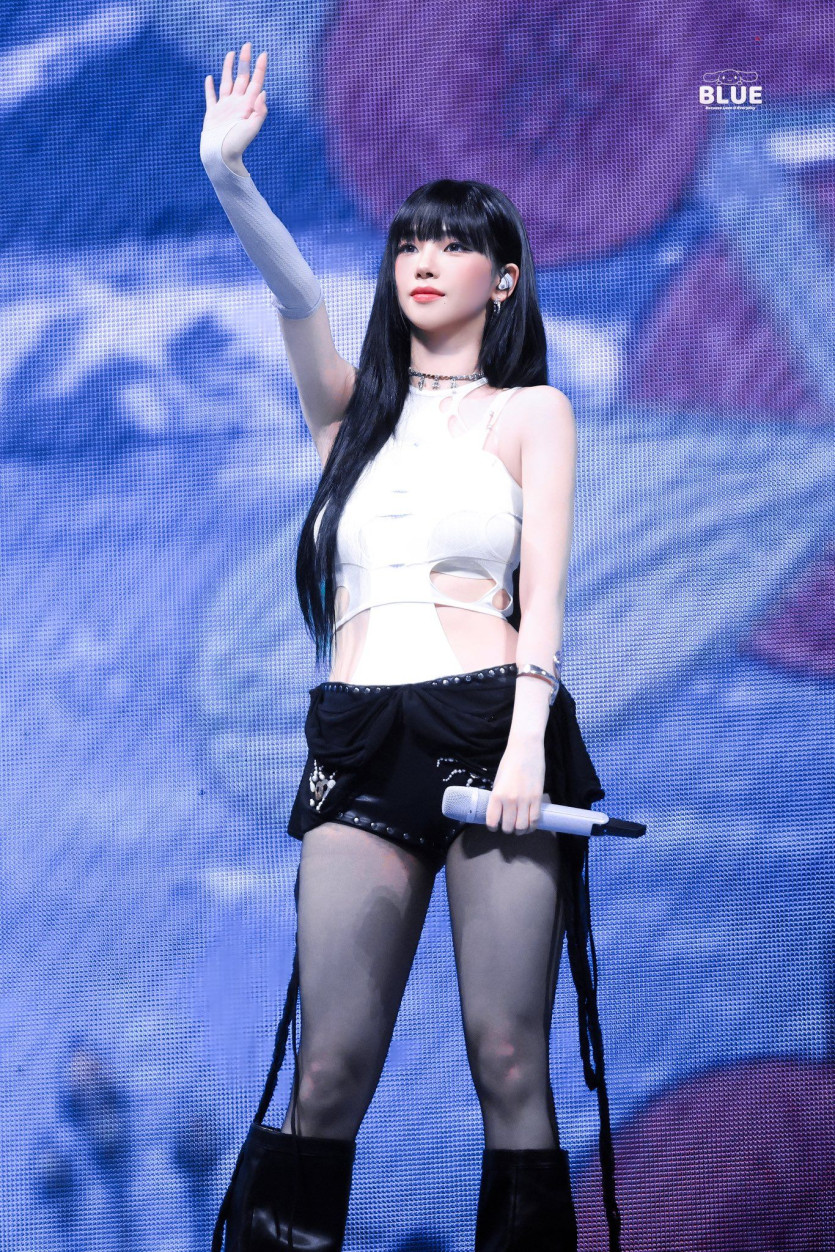 에스파 카리나