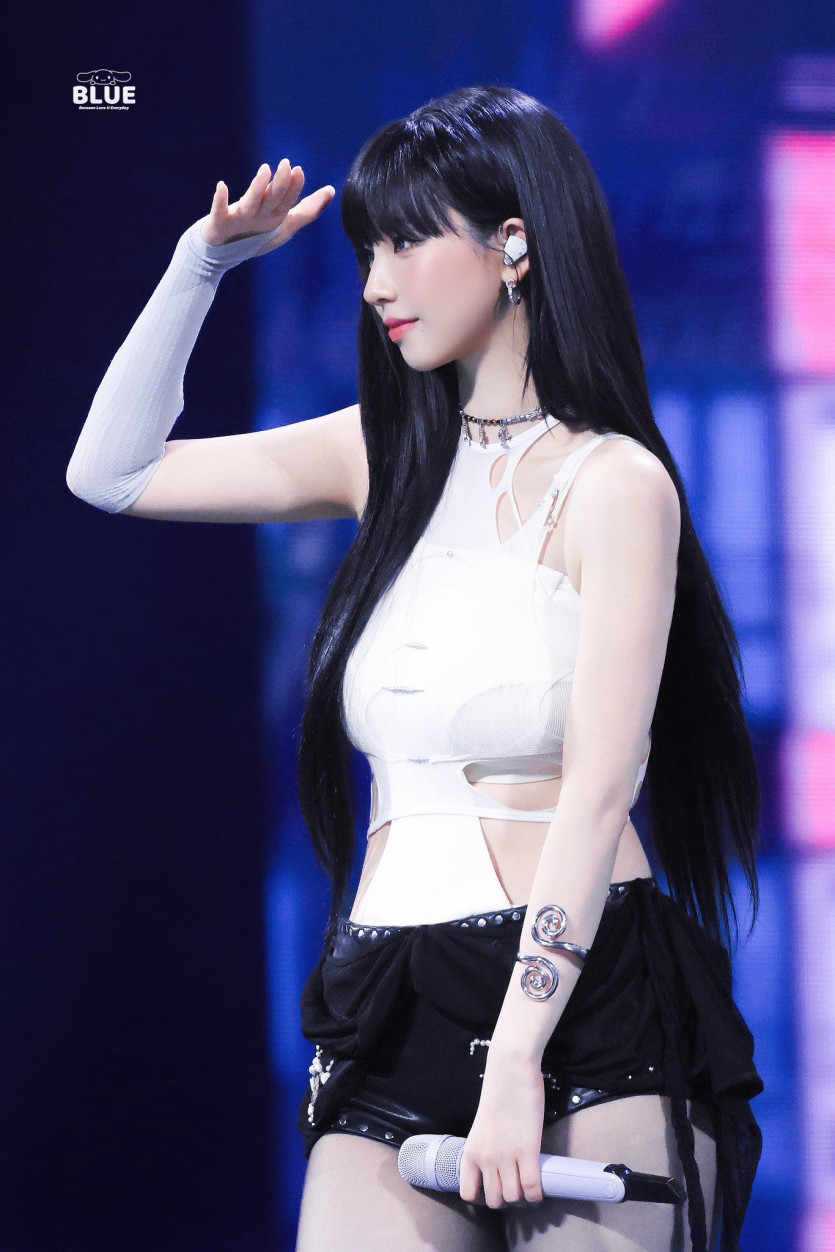 에스파 카리나