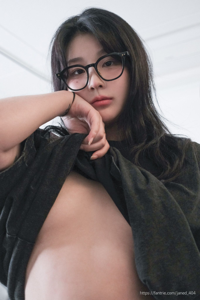 [ㅇㅎ] 안경 쓴 장주 (약스압).jpg