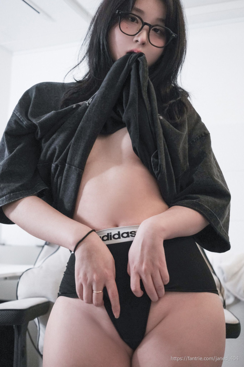 [ㅇㅎ] 안경 쓴 장주 (약스압).jpg
