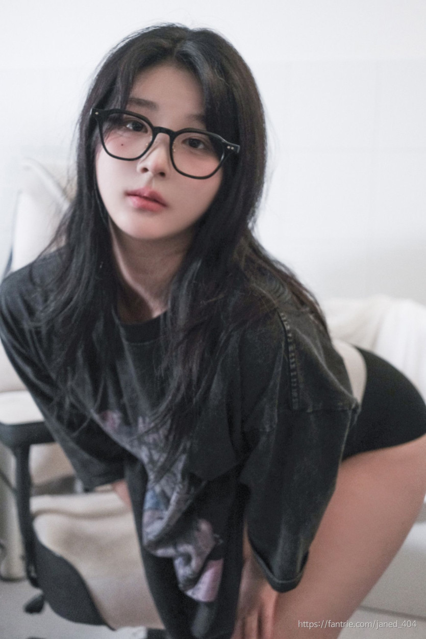 [ㅇㅎ] 안경 쓴 장주 (약스압).jpg