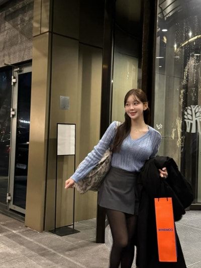 김윤희 아나운서 각선미 여신