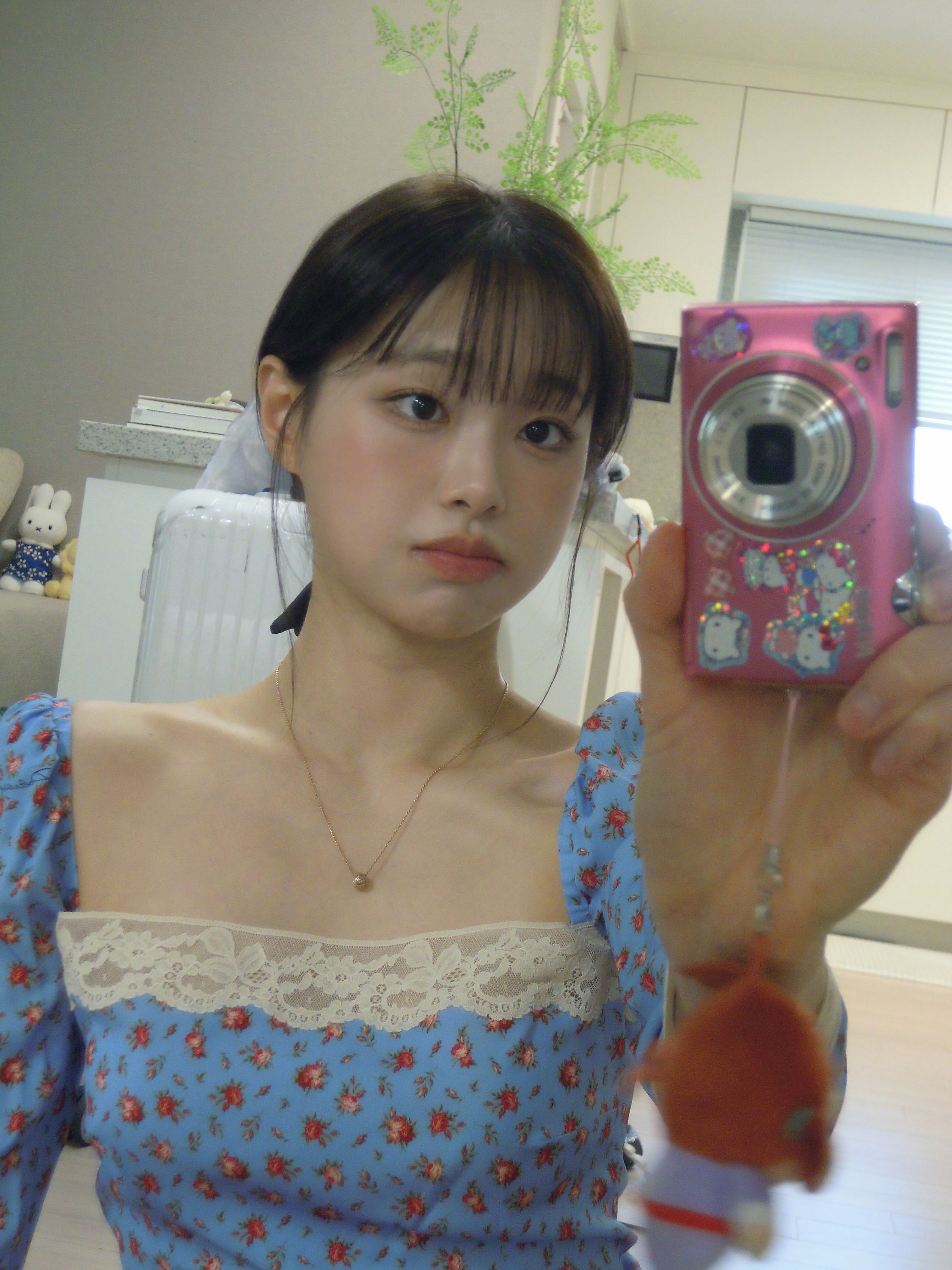 츄 SNS