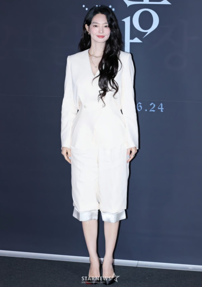 신민아 GOAT