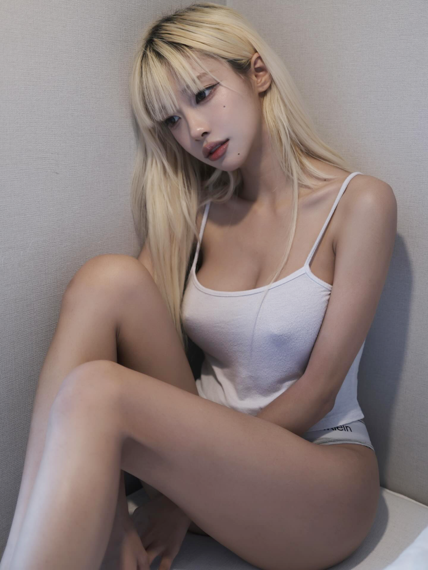 [ㅎㅂ] 코스어 반쮸(슬이) 노템 꼭툭.jpg