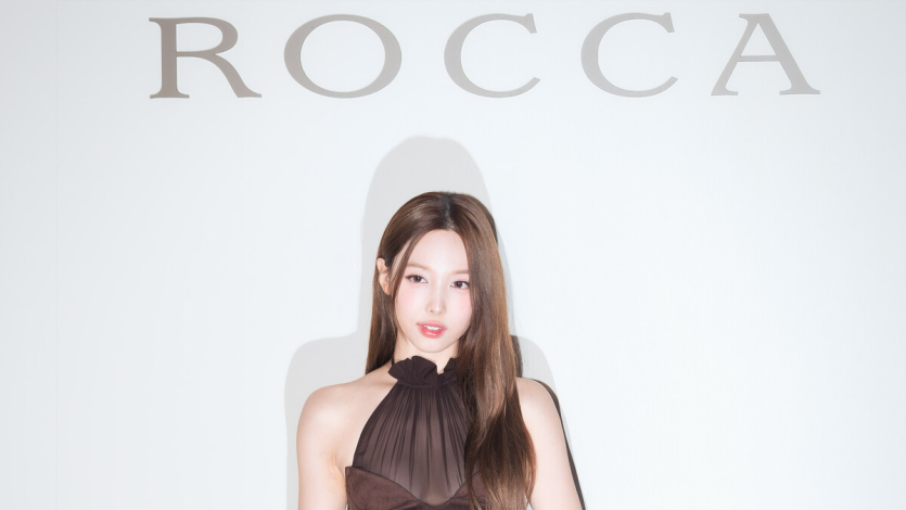 나연...파격 시스루 초미니로 청순 섹시美...핡~!!!