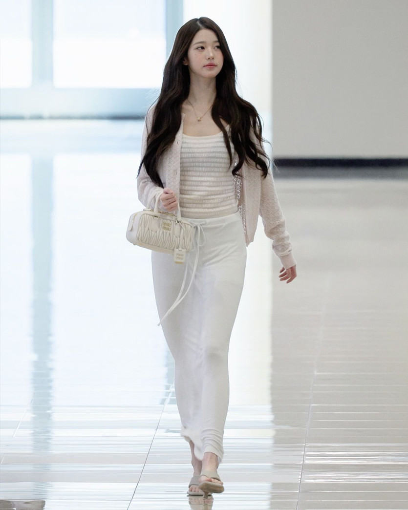 장원영 비치는 ㅂㄹ